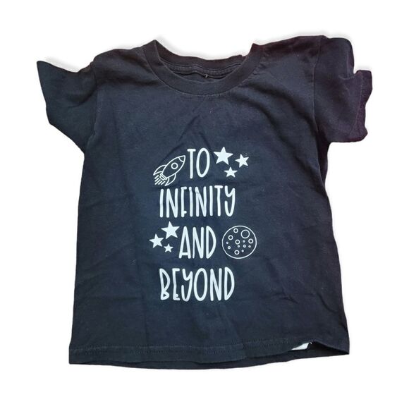 Bundle of 4 disney shirts - Picture 2 of 5